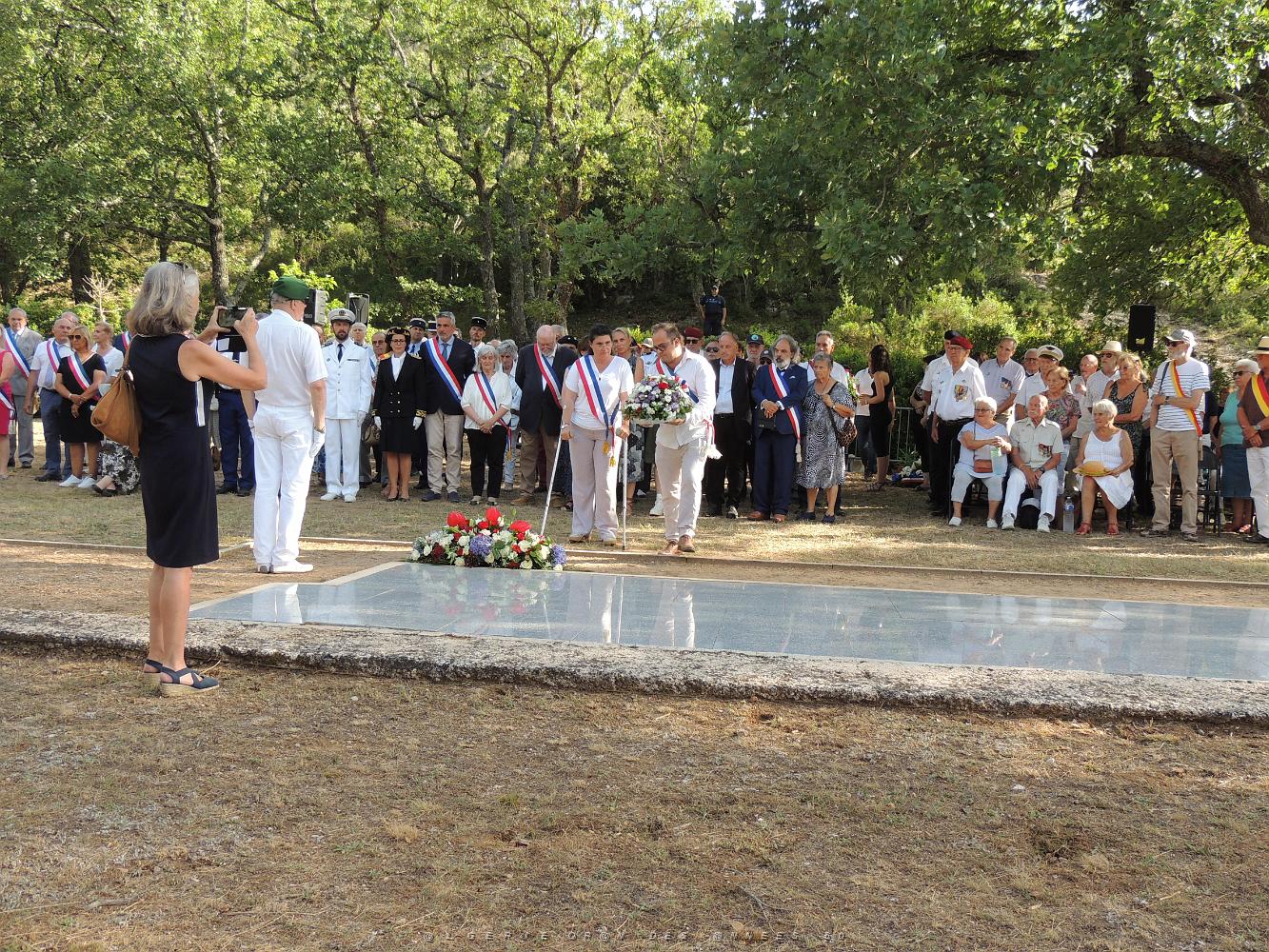 2023 07 18 SIGNES - HOMMAGE AUX 38 RESISTANTS FUSILLES EN 1944 (68).JPG -           
